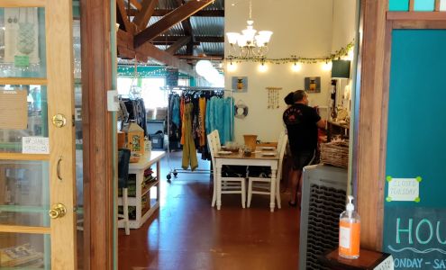 Green Gypsy Thrift Shop