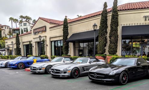 Crystal Cove Shopping Center