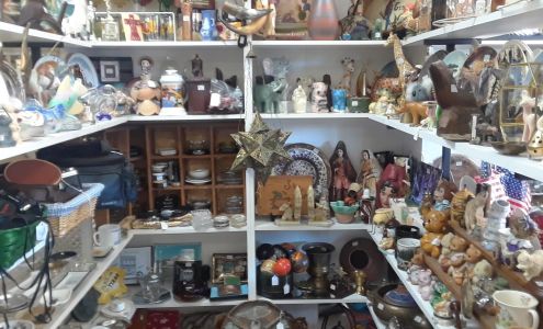 Marigold Antique-Collectibles