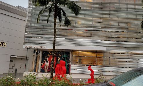Louis Vuitton Beverly Hills Rodeo Drive