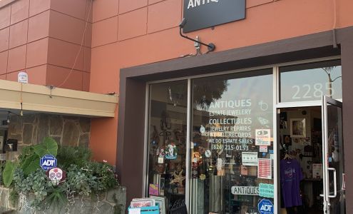 Freddy's Antiques & Estate Jewelry