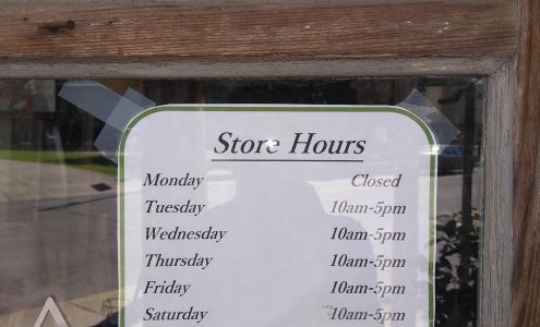 Janell's Antiques & Gifts