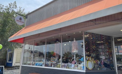 Joy Street Life + Home