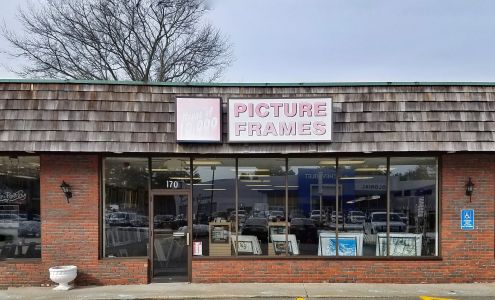 House of 10000 Picture Frames