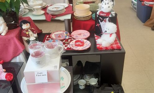 St Andrews Epsicopal Church Thrift Shop Morehead City