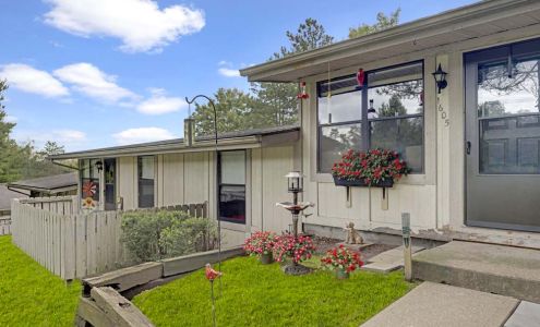 Northrup Court Apartments