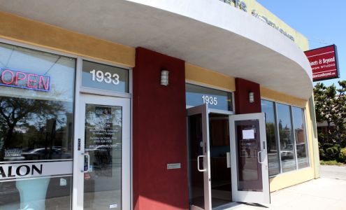 Cabinets & Beyond Design Studio