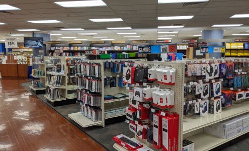 UCO Bookstore by Barnes & Noble