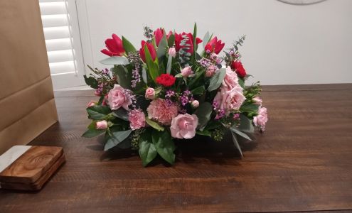 The Country Shelf Floral & Gifts