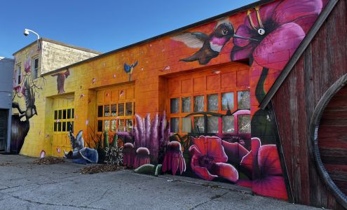 Goldner Walsh Garden and Home