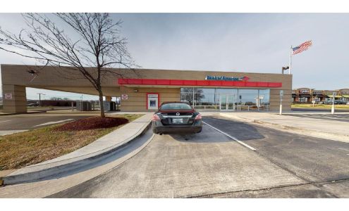 Bank of America (with Drive-thru ATM)