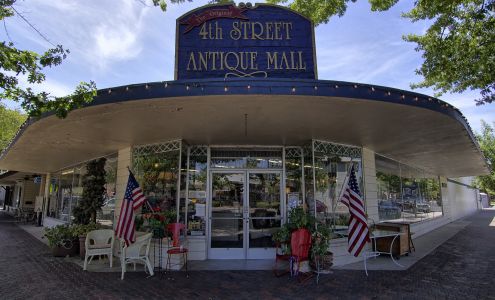 The Original 4th Street Antique Mall