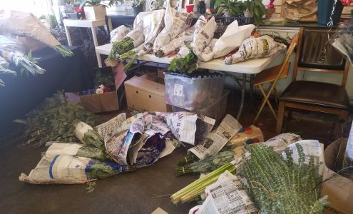 L.V. Flowers & Events