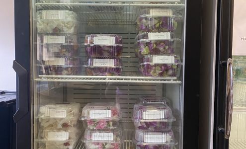 The Hawaiian Lei Company LLC