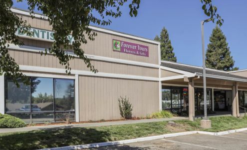 Forever Yours Flowers & Gift Shop