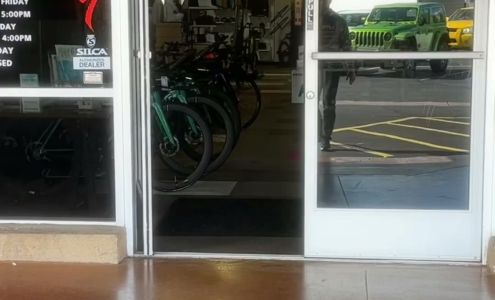 Moxie Multisport Bike Shop
