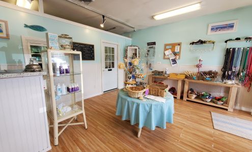 Coastal Canine Grooming & Boutique