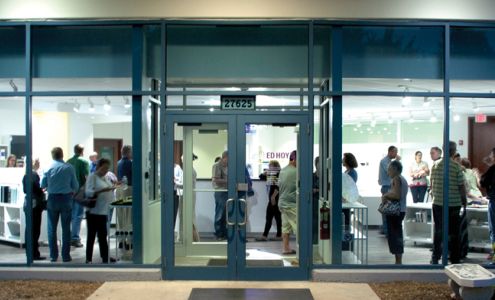 Ed Hoy's International Art Glass & Supplies