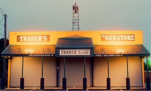 Trader's Gun Store
