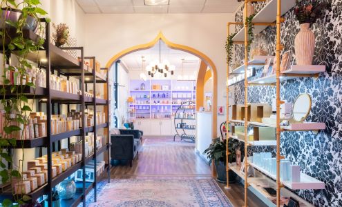 Glow Spa & Wax House