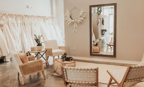 Emma & Grace BRIDAL STUDIO