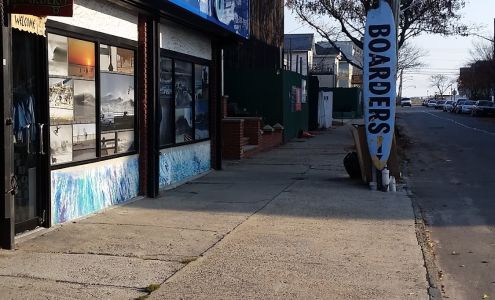 Boarders of Rockaway Beach