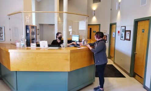 Carlson Animal Hospital, A Thrive Pet Healthcare Partner Oak Park