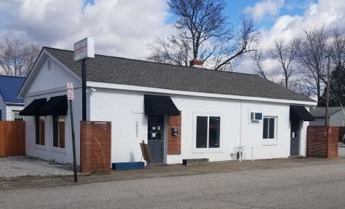 Spoiled Rotten Pet Grooming