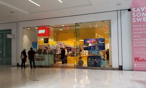The LEGO® Store Westfield Galleria