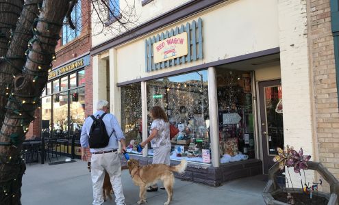 Red Wagon Gift and Garden Shop