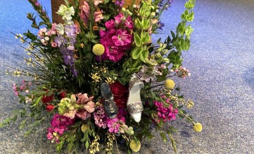 PJs Flowers & Events