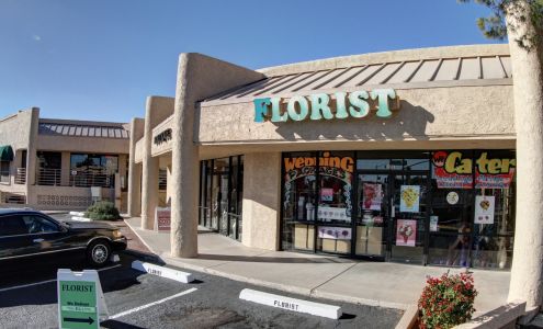 Lena's Flowers & Gifts