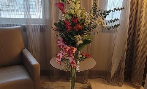 North Hills Florist & Gifts