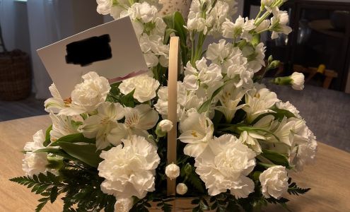 Mrs D's Flower Shop Inc