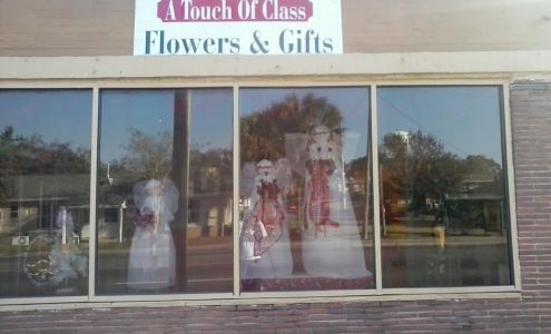 A Touch of Class Flowers and Gifts
