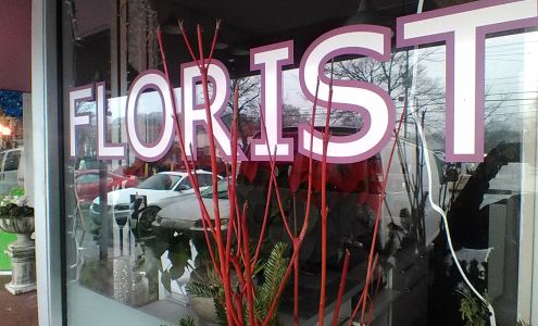 Foxgloves & Ivy Floral Design Studio