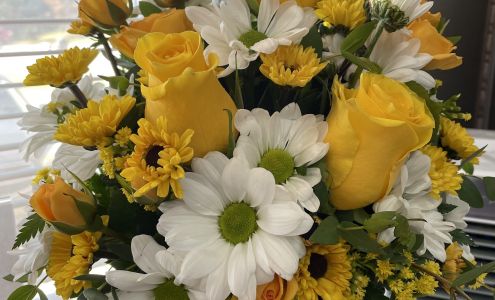 Sharron's Flower House & Whimsey Manor