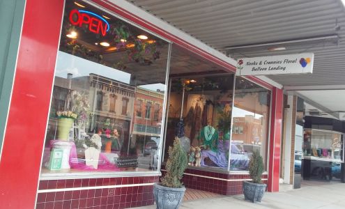 Nooks & Crannies Floral