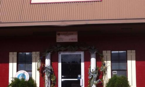 Flowers & More By Dean