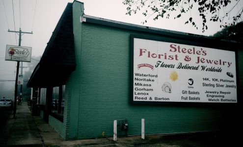 Steele's Flowers & Gifts