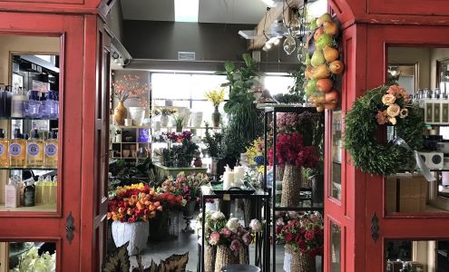 Daylily Floral Cascade