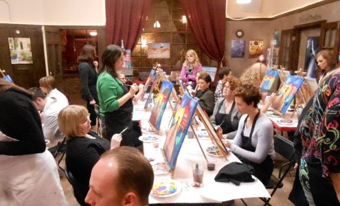 A Stroke of Genius, Paint Wine Studio