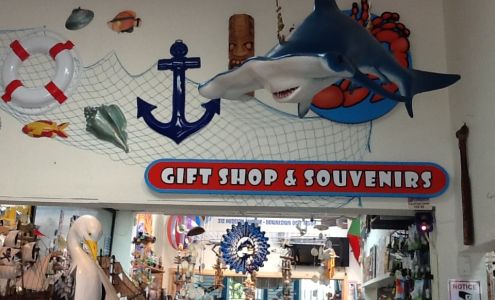 Little Louies Gift Shop