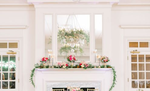 Botanica Flowers and Gifts