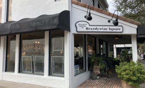 Antiques On The Avenue