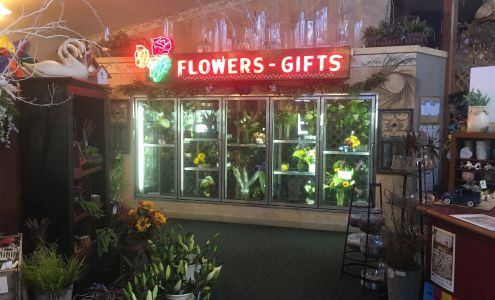 Oak Creek Plants & Flowers