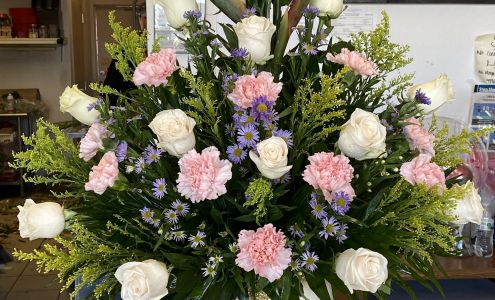 Claudia's Flower Shop