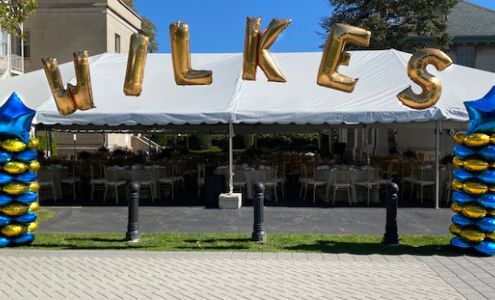 Carmen's Flowers & Balloon Works