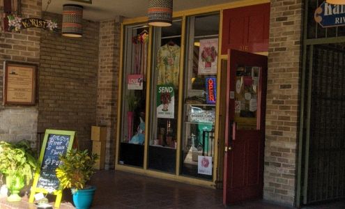 Riverwalk Floral Designs