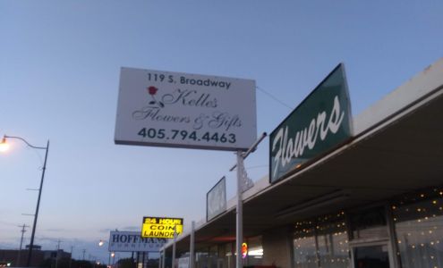 Kelle's Flowers & Gifts